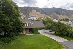 1050 S Grandview Dr E, Providence, UT 84332 - Photo 4