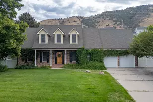 1050 S Grandview Dr E, Providence, UT 84332 - Photo 2