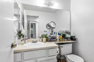 11855 S Hidden Valley Dr, Sandy, UT 84094 - Photo 24