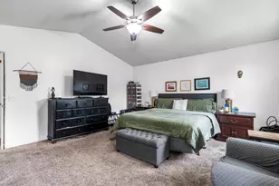 11855 S Hidden Valley Dr, Sandy, UT 84094 - Photo 18