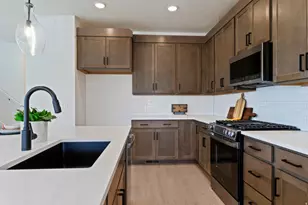 892 W Caroline Dr S, Saratoga Springs, UT 84045 - Photo 4