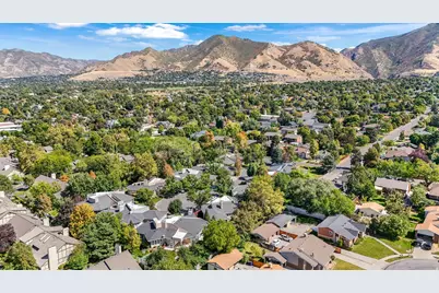 2106 E Connor Park Cv, Salt Lake City, UT 84109 - Photo 6