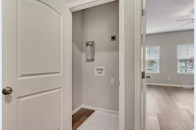 484 W 2650 N, Sunset, UT 84015 - Photo 10