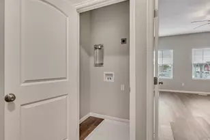 484 W 2650 N, Sunset, UT 84015 - Photo 10