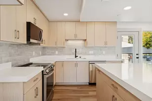 252 N Main St, Bountiful, UT 84010 - Photo 16