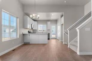 5640 N Mallard Dr, Stansbury Park, UT 84074 - Photo 10