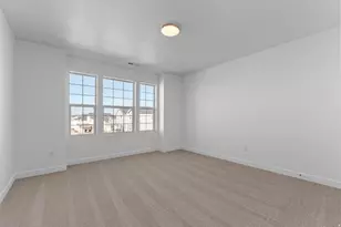 907 W Kingfisher Rd, Stansbury Park, UT 84074 - Photo 16