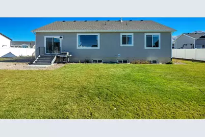 4803 N Emerald Ave, Eagle Mountain, UT 84005 - Photo 24