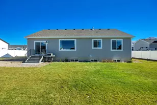 4803 N Emerald Ave, Eagle Mountain, UT 84005 - Photo 24