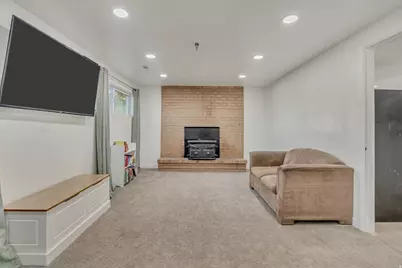 37 S Eastwood Dr, Orem, UT 84097 - Photo 12