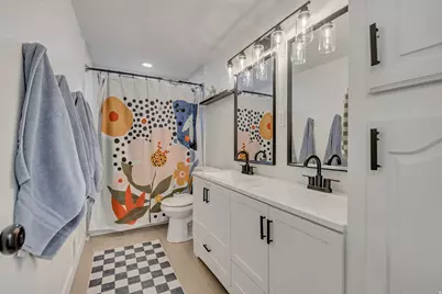 37 S Eastwood Dr, Orem, UT 84097 - Photo 8