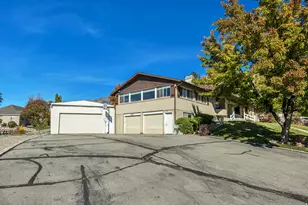 681 E 215 N, Lindon, UT 84042 - Photo 60