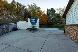 624 Mountaineer Cir, Tooele, UT 84074 - Photo 30