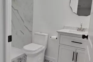 555 N Starcrest Dr, Salt Lake City, UT 84116 - Photo 2