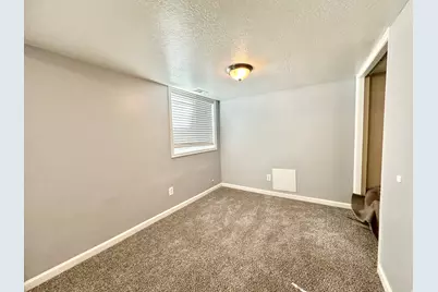 1908 N 200 W, Layton, UT 84041 - Photo 16