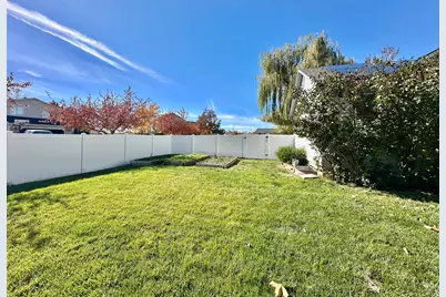 1908 N 200 W, Layton, UT 84041 - Photo 26