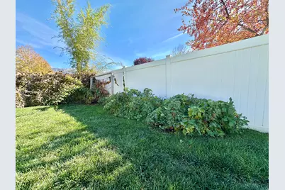 1908 N 200 W, Layton, UT 84041 - Photo 24