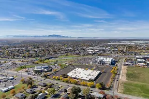 2298 N 1085 W, Layton, UT 84041 - Photo 32