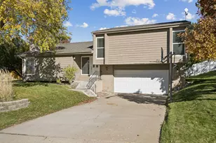 957 Chelsea Dr E, Bountiful, UT 84010 - Photo 32