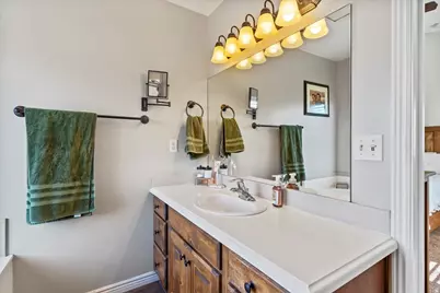 1542 E 925 S, Clearfield, UT 84015 - Photo 18