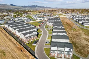 12976 S Devils Garden Ct, Riverton, UT 84096 - Photo 36