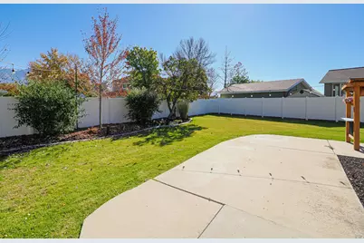 9909 S Dream Cir W, South Jordan, UT 84095 - Photo 6