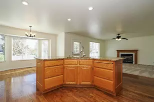 9909 S Dream Cir W, South Jordan, UT 84095 - Photo 36