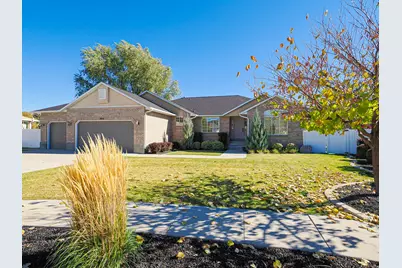 9909 S Dream Cir W, South Jordan, UT 84095 - Photo 2