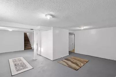 897 E 1000 S, Clearfield, UT 84015 - Photo 14