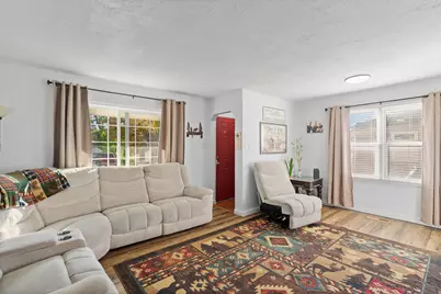 897 E 1000 S, Clearfield, UT 84015 - Photo 8