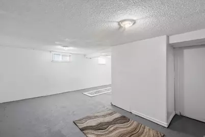 897 E 1000 S, Clearfield, UT 84015 - Photo 16