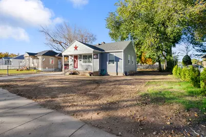 897 E 1000 S, Clearfield, UT 84015 - Photo 2