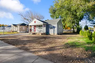 897 E 1000 S, Clearfield, UT 84015 - Photo 2