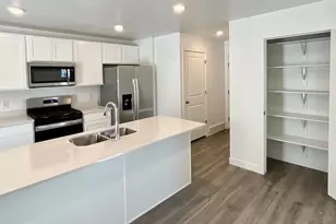 3828 S Apex Mine Dr W, Magna, UT 84044 - Photo 10