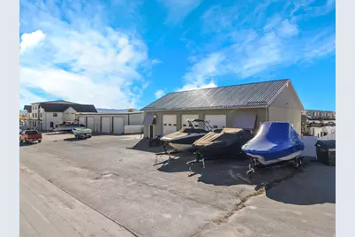 160 W 200 N, Garden City, UT 84028 - Photo 34