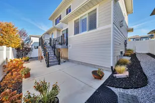 1034 W Heritage Crest Way, Bluffdale, UT 84065 - Photo 24