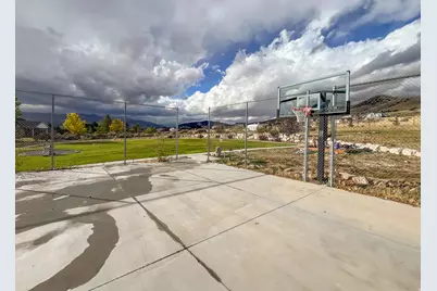 2138 W Deer Run Dr, Stockton, UT 84071 - Photo 46
