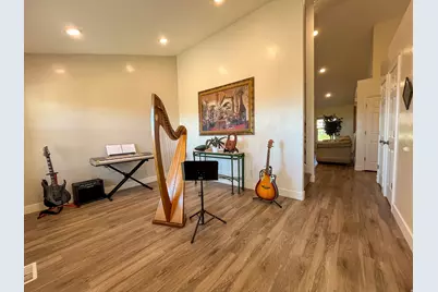 2138 W Deer Run Dr, Stockton, UT 84071 - Photo 6