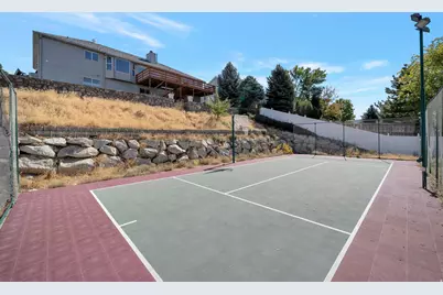 11922 S Bluff View Dr, Sandy, UT 84092 - Photo 32