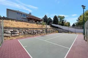 11922 S Bluff View Dr, Sandy, UT 84092 - Photo 32