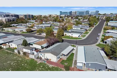 27 W Evening Star Way S, Sandy, UT 84070 - Photo 42