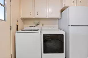 27 W Evening Star Way S, Sandy, UT 84070 - Photo 32