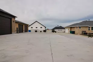 15048 S 2815 W, Bluffdale, UT 84065 - Photo 38