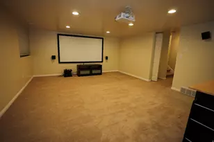 499 N 200 W, Bountiful, UT 84010 - Photo 16