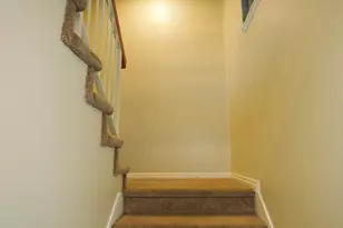 499 N 200 W, Bountiful, UT 84010 - Photo 6