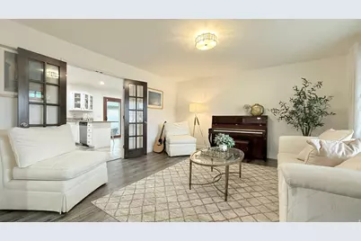1612 E Hidden Valley Rd, Sandy, UT 84092 - Photo 4