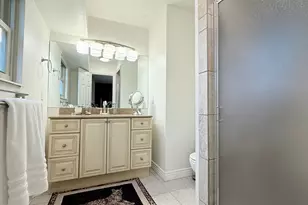 1612 E Hidden Valley Rd, Sandy, UT 84092 - Photo 16