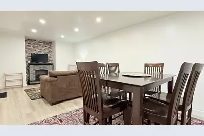 1612 E Hidden Valley Rd, Sandy, UT 84092 - Photo 18