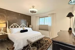 1612 E Hidden Valley Rd, Sandy, UT 84092 - Photo 14