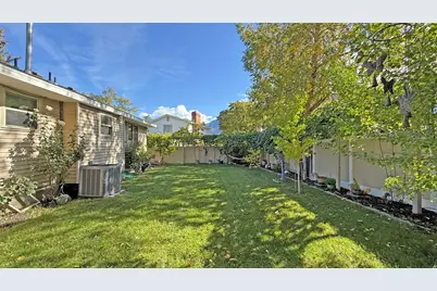 1612 E Hidden Valley Rd, Sandy, UT 84092 - Photo 26